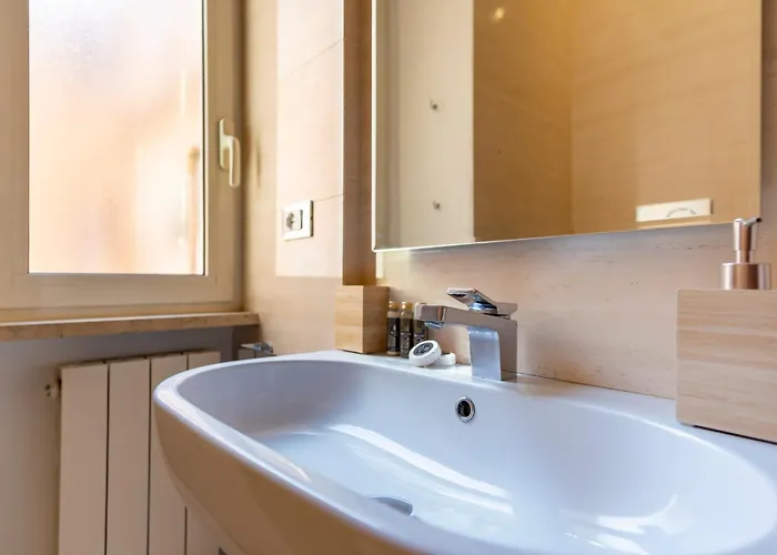 Elegantis Josephine - Elegance Near Spanish Steps Trevi And Pantheon Apartment Rome